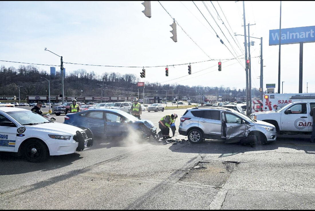 Twovehicle accident impacts traffic on Vienna thoroughfare News